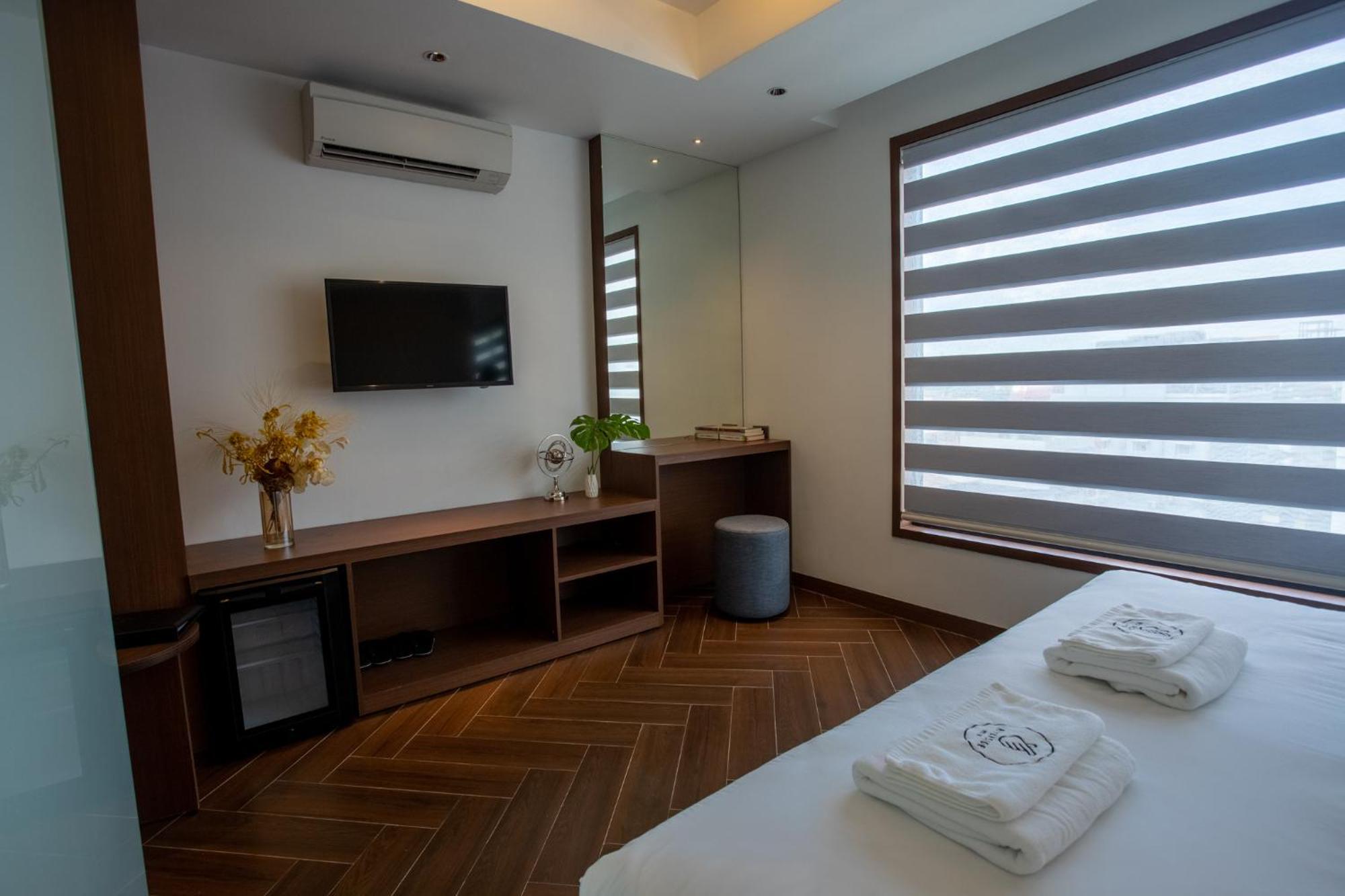 Riverside Hotel Vientiane Esterno foto